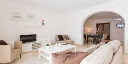 Inmobiliaria picture 1 Ref. Nº. R24732