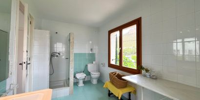 Inmobiliaria picture 8 Ref. Nº. R24986