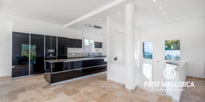 Real Estates picture 3 Ref. R10373