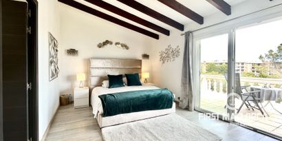 Real Estates picture 10 Ref. 74804