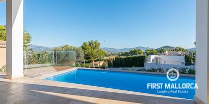 Real Estates picture 13 Ref. R10373