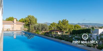 Real Estates picture 9 Ref. R10373