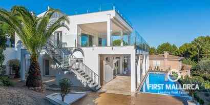 Real Estates picture 0 Ref. R10373