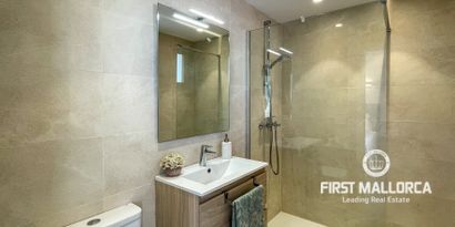 Real Estates picture 10 Ref. 78980