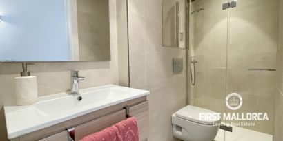 Real Estates picture 14 Ref. 78980