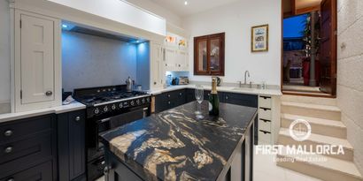 Real Estates picture 12 Ref. 76368