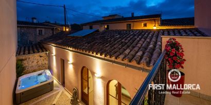 Real Estates picture 2 Ref. 76368