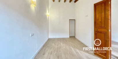 Real Estates picture 19 Ref. R25226
