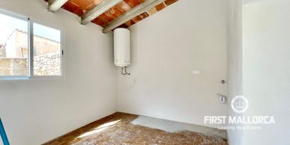 Real Estates picture 31 Ref. R25226