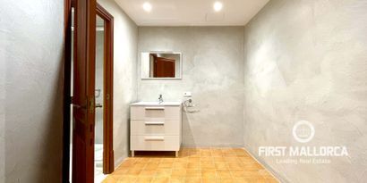Real Estates picture 20 Ref. R25226