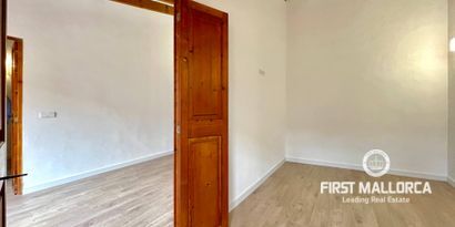 Real Estates picture 16 Ref. R25226