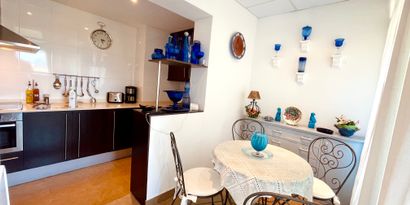 Real Estates picture 9 Ref. R25146