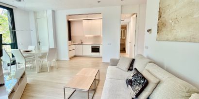 Real Estates picture 4 Ref. R25085