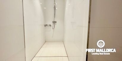 Real Estates picture 17 Ref. R25085