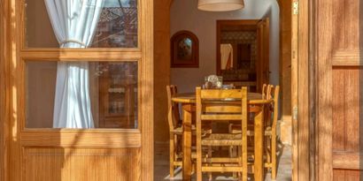 Real Estates picture 7 Ref. R25247