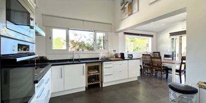 Real Estates picture 8 Ref. 76822