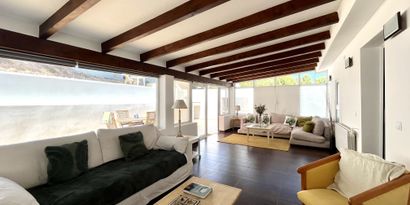 Real Estates picture 3 Ref. 76822