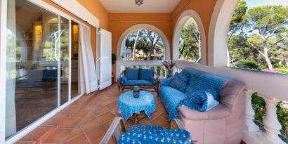 Real Estates picture 3 Ref. 78938