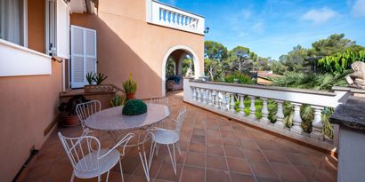 Real Estates picture 4 Ref. 78938