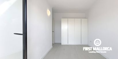 Real Estates picture 21 Ref. R25613