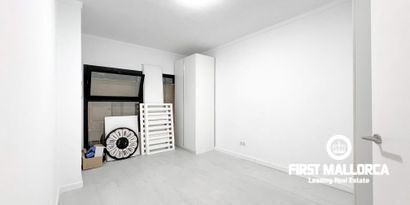 Real Estates picture 2 Ref. R25613