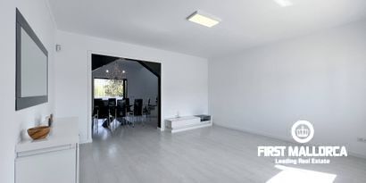 Real Estates picture 14 Ref. R25613