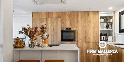 Real Estates picture 4 Ref. R25576