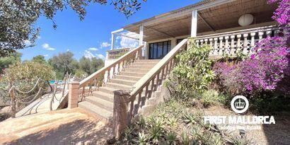 Real Estates picture 2 Ref. R25620