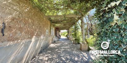 Real Estates picture 3 Ref. 79540