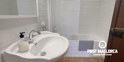 Real Estates picture 18 Ref. 76360