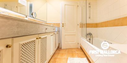 Inmobiliaria picture 15 Ref. Nº. R24161