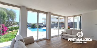 Real Estates picture 9 Ref. R26178