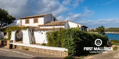 Real Estates picture 3 Ref. 78785