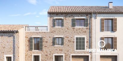 Real Estates picture 2 Ref. 80204