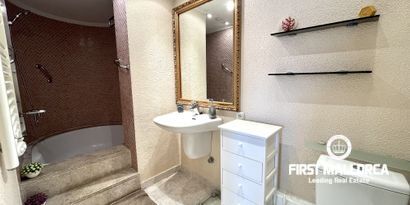 Real Estates picture 12 Ref. R26844