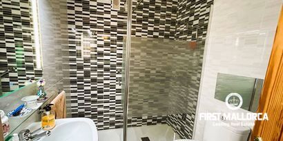 Real Estates picture 15 Ref. 80917