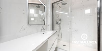 Inmobiliaria picture 10 Ref. Nº. 81005