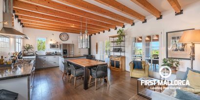 Real Estates picture 8 Ref. 81197