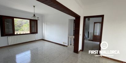 Real Estates picture 9 Ref. 74145