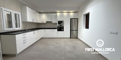 Real Estates picture 7 Ref. Nr. R27312