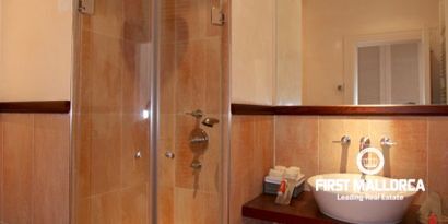 Real Estates picture 20 Ref. 81315