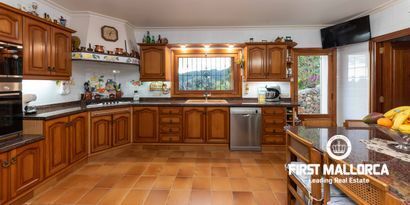 Inmobiliaria picture 10 Ref. Nº. 81061