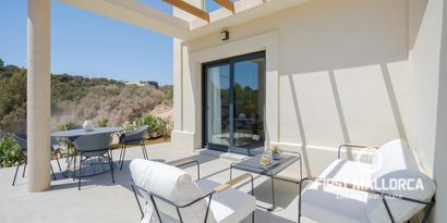 Real Estates picture 4 Ref. 78610