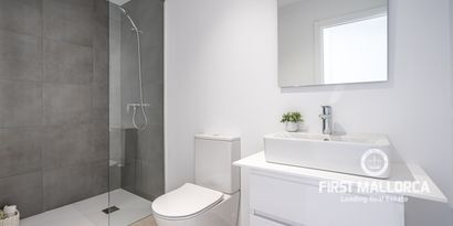 Real Estates picture 11 Ref. 79902