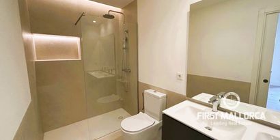 Real Estates picture 1 Ref. R27423