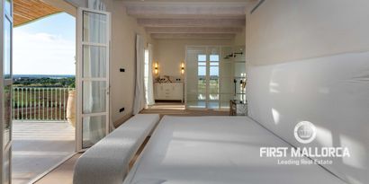 Real Estates picture 42 Ref. 74012