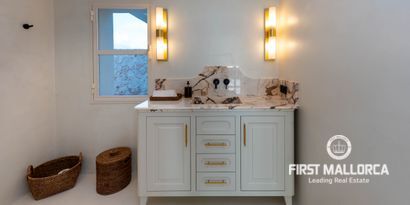 Real Estates picture 33 Ref. 74012