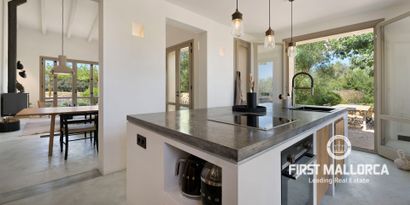 Inmobiliaria picture 12 Ref. Nº. R27506