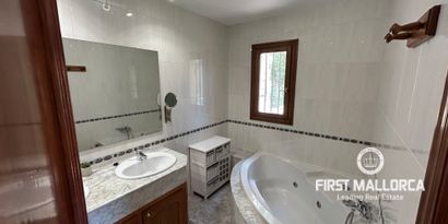 Inmobiliaria picture 13 Ref. Nº. 81064