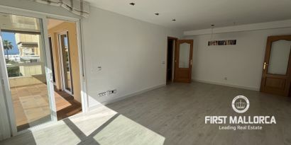 Real Estates picture 4 Ref. R27311